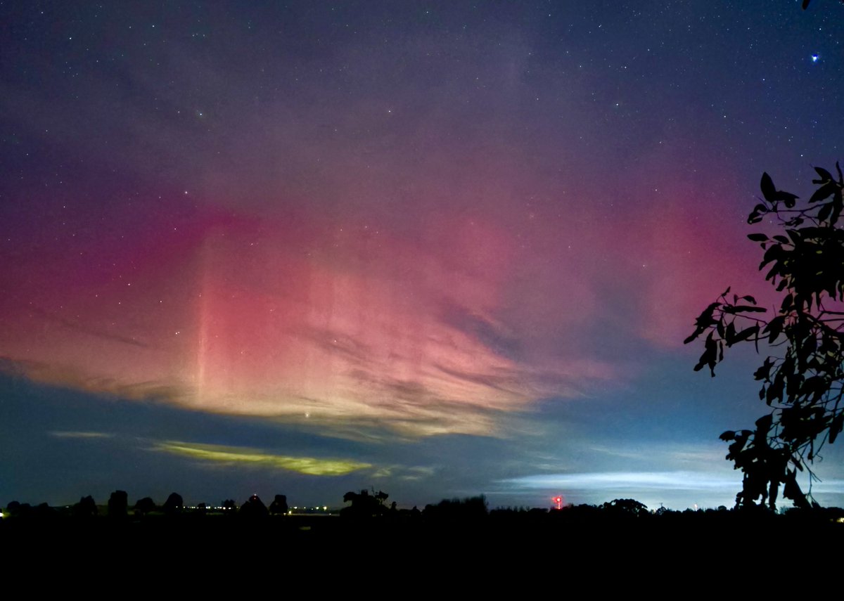 Gippsland had front row seats to last night's incredible Aurora Australis show.

This shot was taken near Sale around 8.10pm.  How was the view at your place?

#middleofeverywhere #lovegippsland