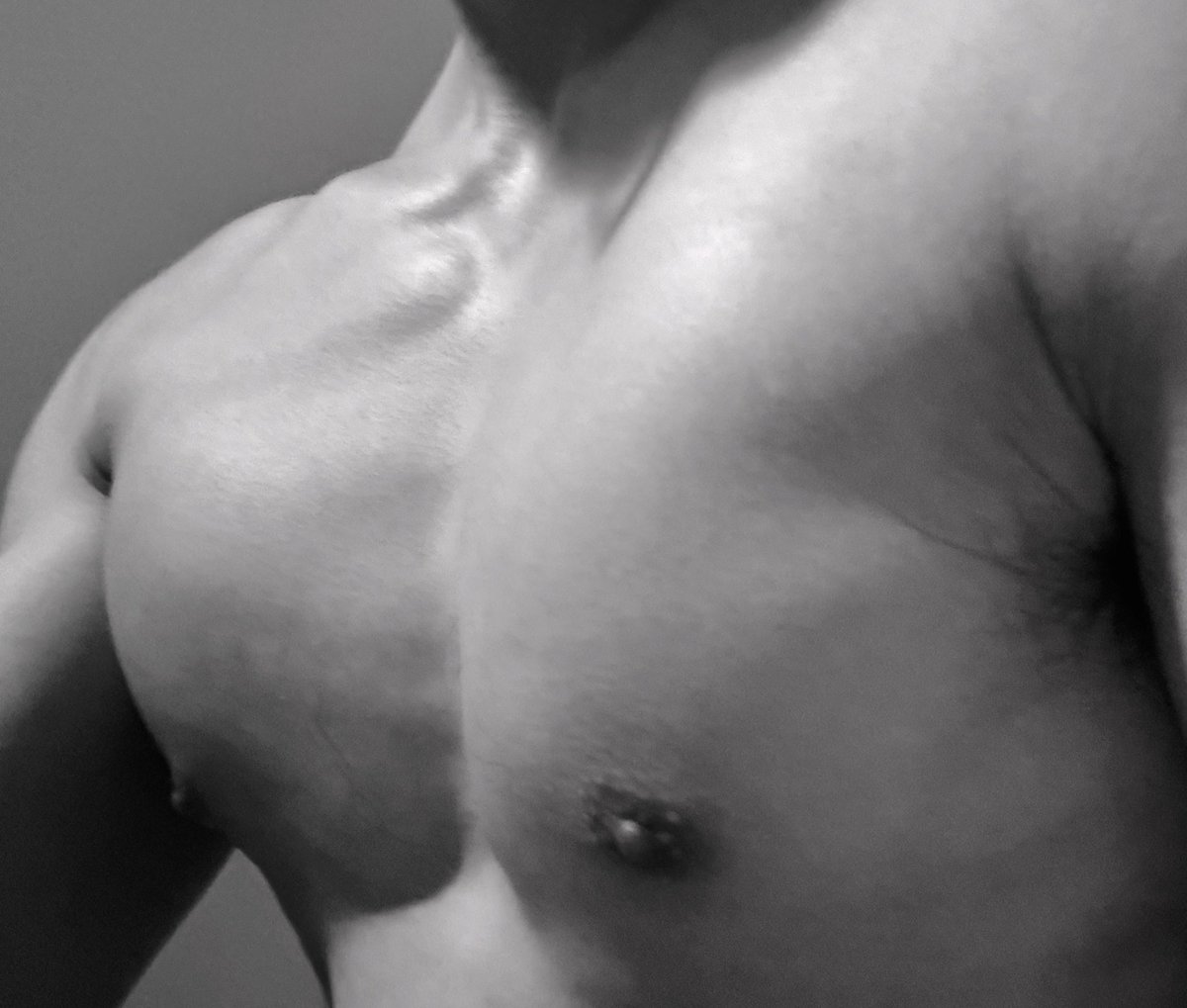 天青色等烟雨，而我却等不到你