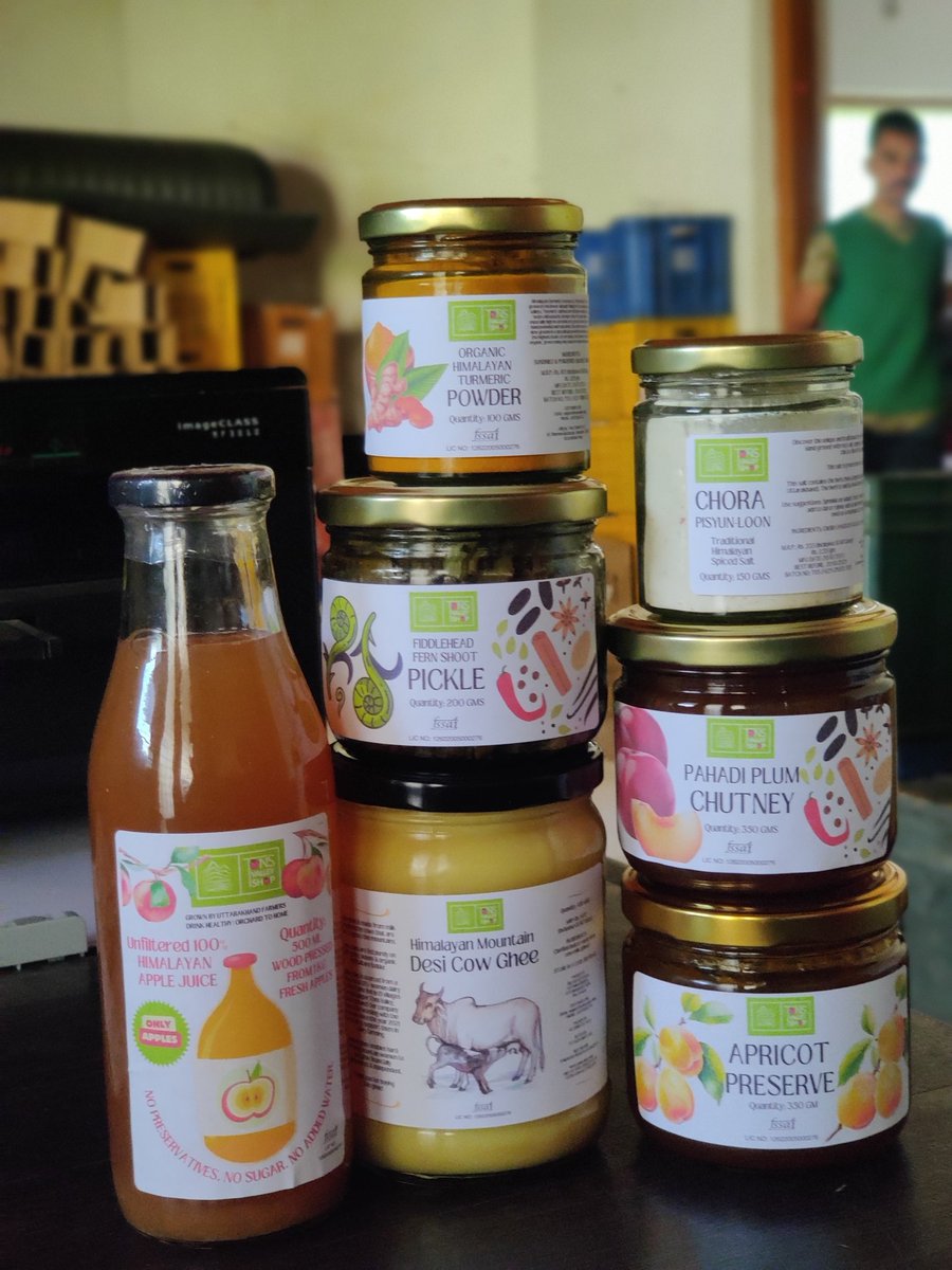 For a month I wondered if I should post this milestone or not - but here it is:

<a href="/tonsvalleyshop/">Tons Valley Shop</a> crossed ₹1cr in annual revenue in the calendar period May 1, 2024 to April 30, 2025 🎉

A completely rural business actually working &amp; fulfilling orders from a village. 

The reason
