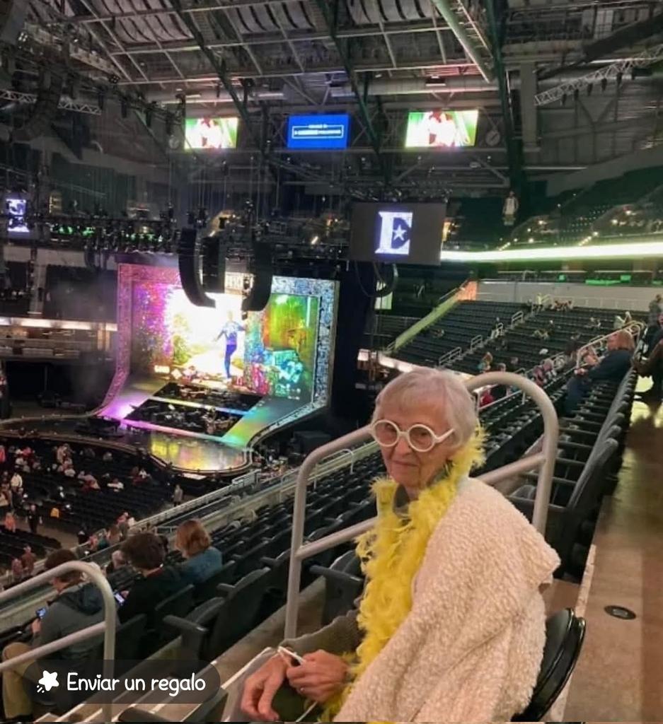 Mi Amix: Hasta cuándo dejarás de ir a conciertos?

Yo: