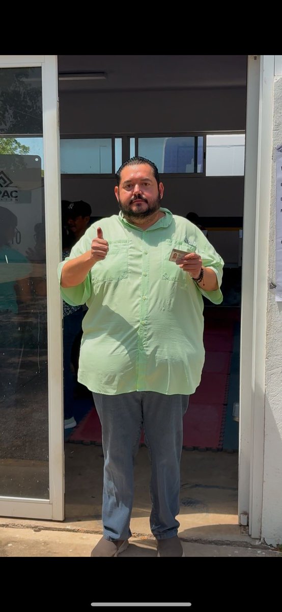 Noti_Yuc's tweet photo. 🚨 ¡YA NO CONTROLARÁN A LOS JUECES!
Bayardo Ojeda (@bayardodecaucel) celebra la histórica elección del Poder Judicial en México. Un paso decisivo para que la justicia deje de estar al servicio de unos cuantos. ⚖️
#JusticiaParaElPueblo #PlanC https://t.co/ppRb2wXysY