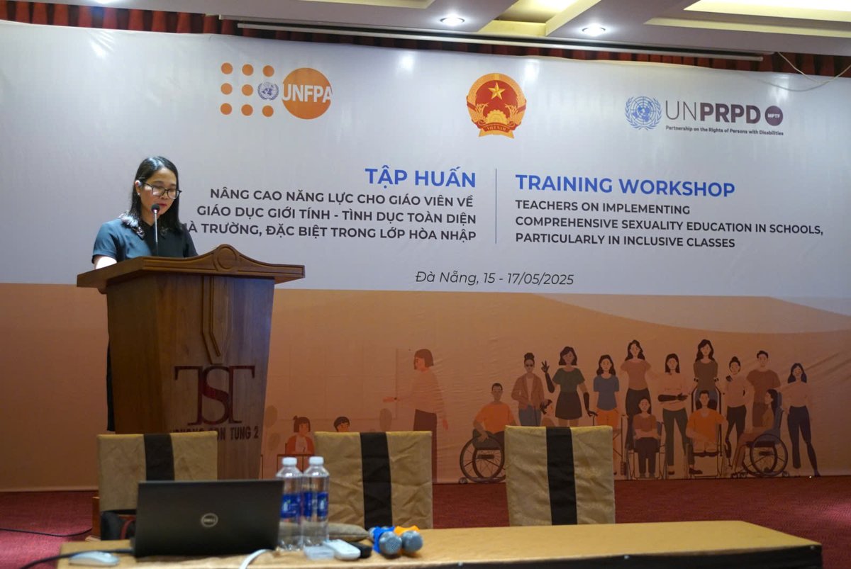 unfpa_vietnam's tweet photo. #UNFPA together with #MOET, bring #ComprehensiveSexualityEducation #CSE into practical school curricula through a training workshop on CSE (May 15–17, 2025) in Da Nang for 25+ teachers from local secondary schools and centers for support in inclusive education development #UNPRPD https://t.co/4Gasa4hXh3