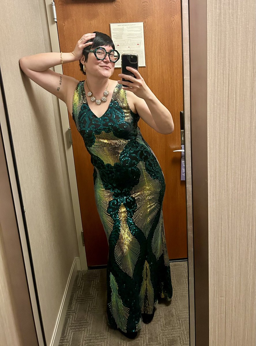 #ASCO25 Day 3 Fit check (evening addition):  it's always sequins for #ASCOFashion President's reception. 
🤷🏻‍♀️I don't make the rules.