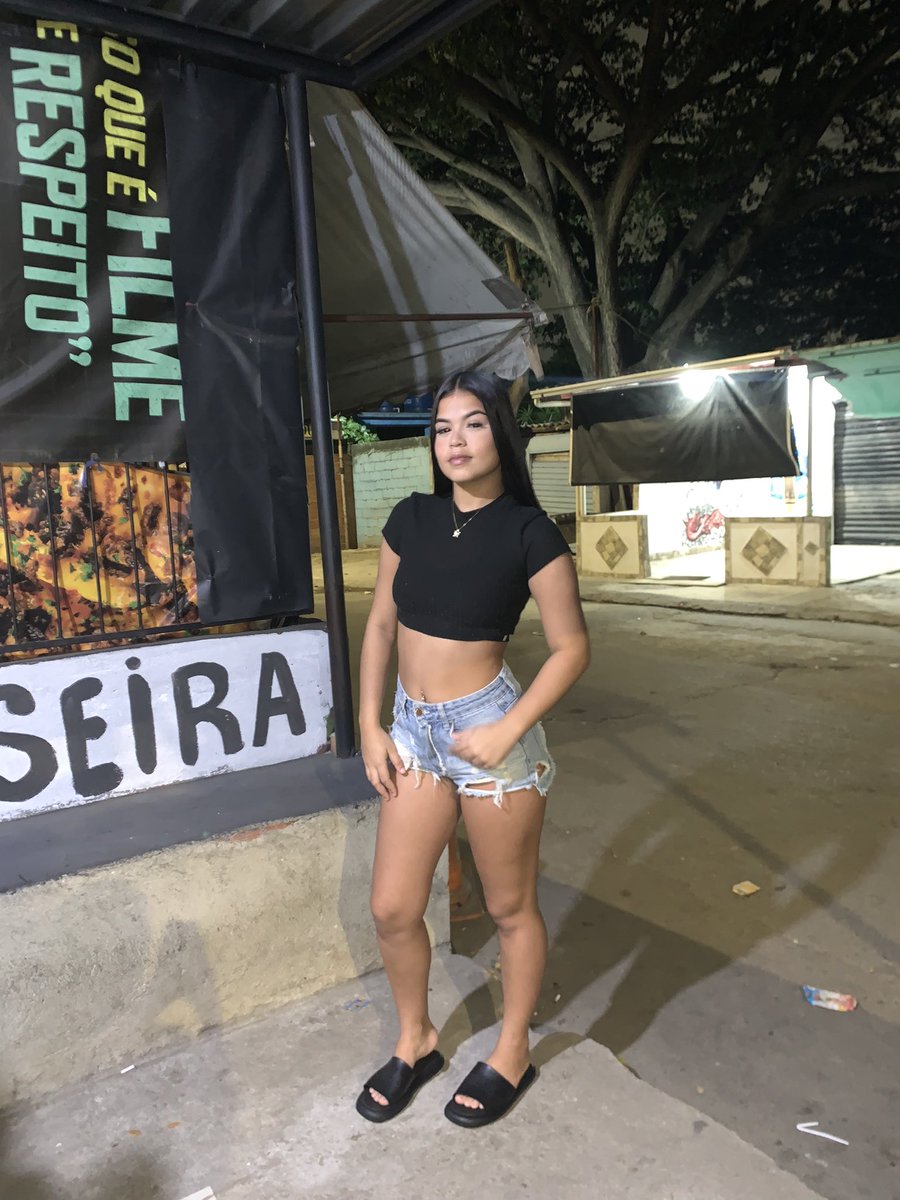 3333Kariny's tweet photo. Good night 🖤 https://t.co/xxl95kOcMZ