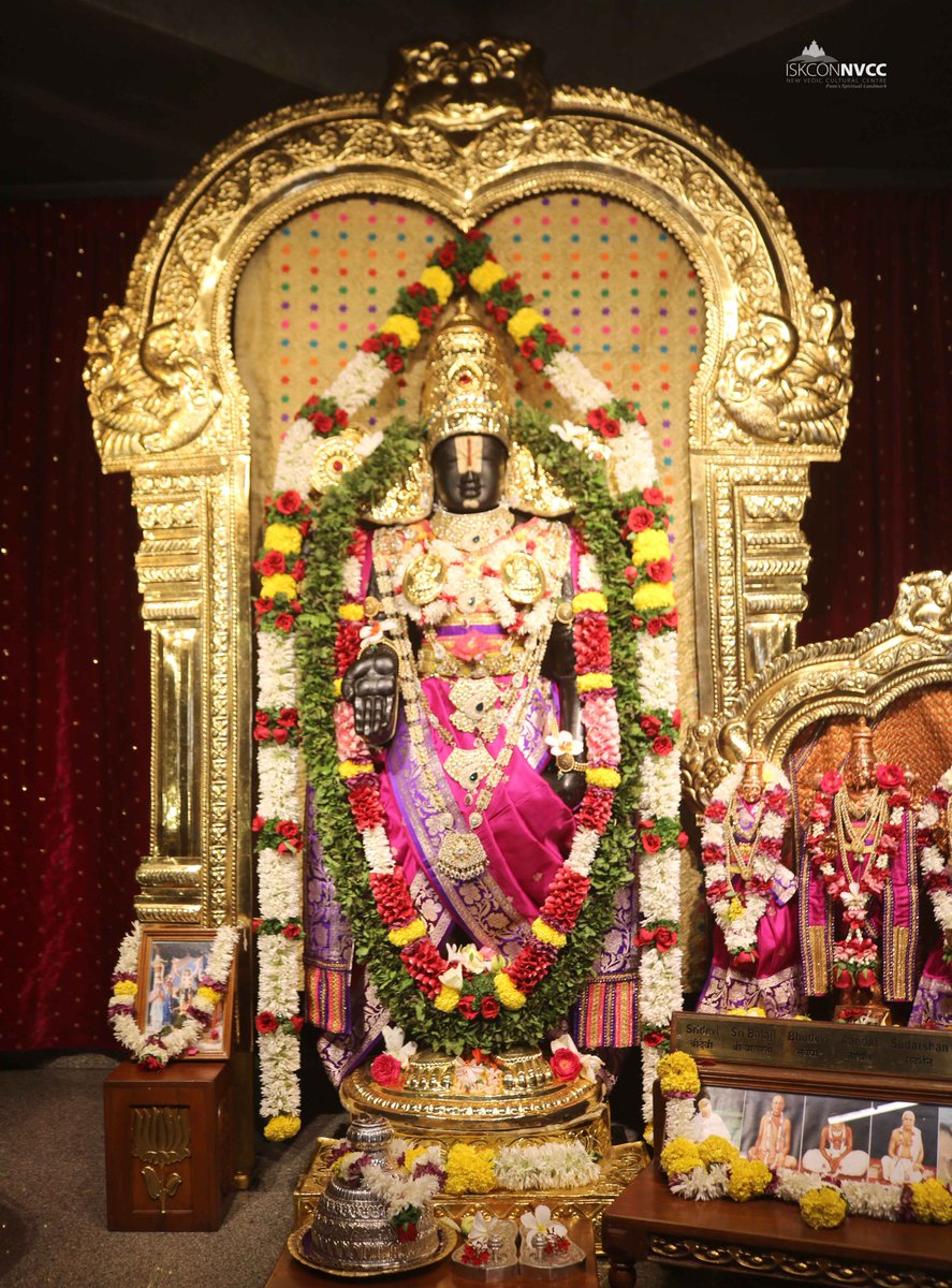 ISKCONPune's tweet photo. 🙏🏽Today's Darshan 📿 🗓02-06-2025🙏
🌷Sri Balaji🌷
🚩@ISKCONNVCCPune🚩
.
.
#ISKCON #ISKCONNVCC #ISKCONNVCCPune #ISKCONPune
#2ndjune #2ndjune2025 #Monday #Vrindavan
#Harinaamsankirtan #Radheshyamdas #Radheradhe
#Sankirtan #Kirtan #Mayapur #Prabhupada #iskconmandir
#GVE #Govardhan https://t.co/eYnoJjYaJH