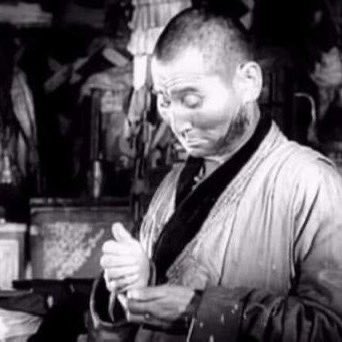 Битгий уйлцгаа замд нь битгий саад болцгоо!