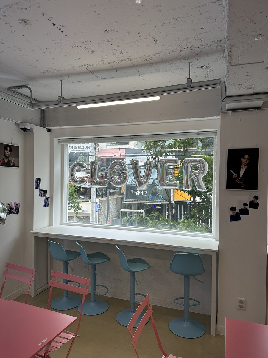 예쁜 준희 카페 🩷

#Hello_Junhee_Day #여름처럼빛나는박준희 #준희의_새로운_시작을_응원해 <a href="/hellojunhee94/">Hello JUNHEE</a>