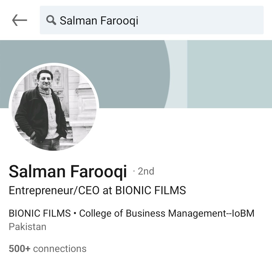 AU_ji9's tweet photo. موصوف کا نام سلمان فاروقی ہے۔#BionicFilms کمپنی کے مالک خود کو شہر کا ابو جان سمجھتے ہیں۔سڑک پر ایک نوجوان کو اپنی گاڑی میں بٹھاکر اپنے گارڈز سے سر عام پٹوارہے ہیں۔اِسےٹریفک رولز سمجھارہے ہیں
#salmanfarooq
#bionicfilms #ArrestSalmanFarooq https://t.co/svy1aJ2FzD