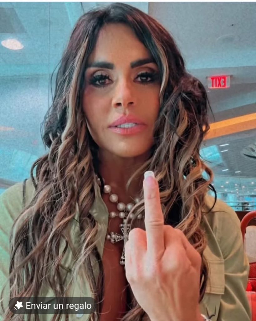 Felipe08819459's tweet photo. @maripilyrivera Chtptm @maripilyrivera  de  💩💩💩💩💩💩💩💩💩💩💩💩💩💩 https://t.co/448GxS4acn
