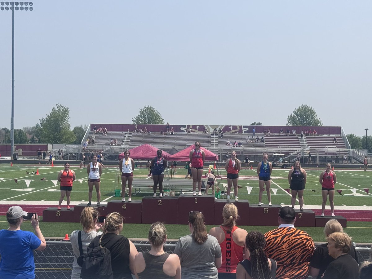 FHS Throwers tweet media