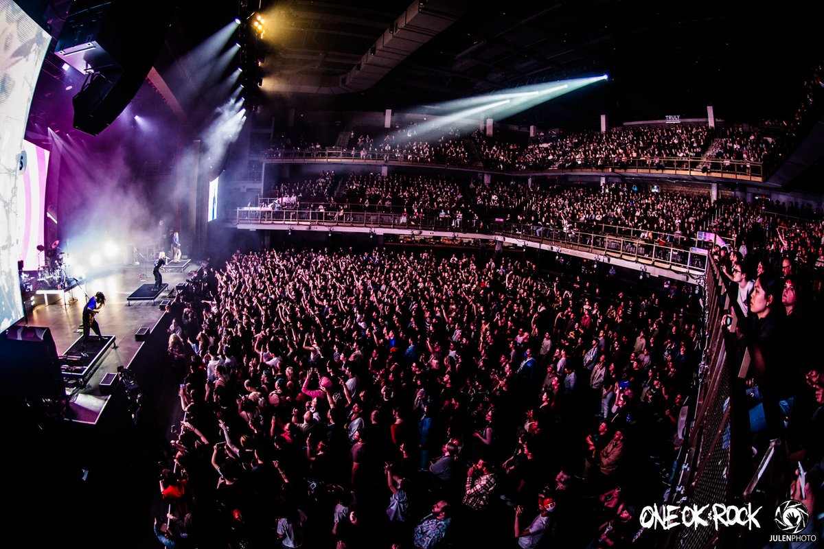 ONEOKROCK_japan's tweet photo. Boston!
ONE OK ROCK DETOX North American Tour 2025
#ONEOKROCK #live #boston
photo by @julenphoto https://t.co/ouHa1c2zrE