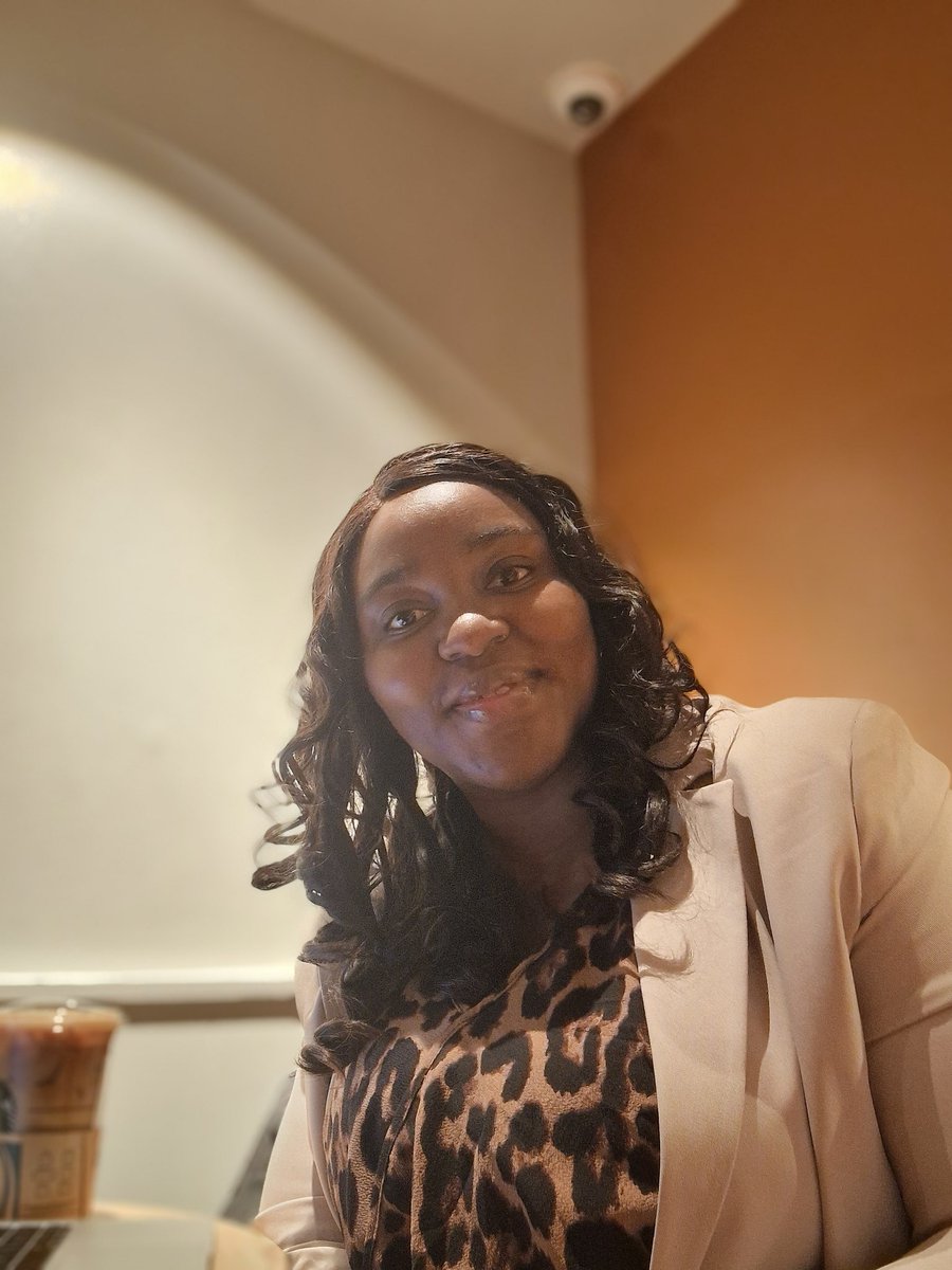 I used to have a boss who constantly juggled multiple projects.

He had his plate overflowing, yet you'd rarely see that he was stressed.

So, I paid closer attention, observing him.

✔️ He would do exactly what is on his calendar per time - No procrastination.

✔️ You will not