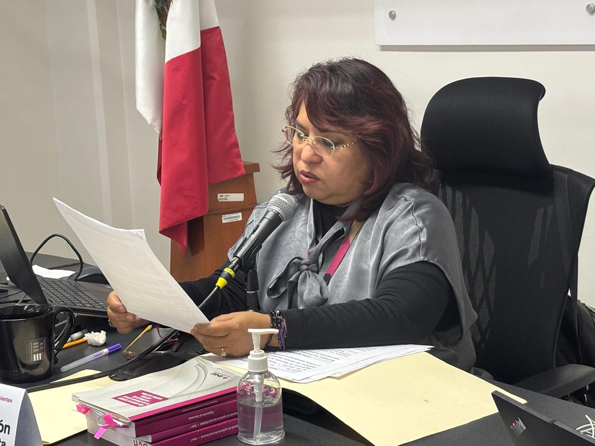 INE_Ags's tweet image. 𝐂𝐨𝐧𝐜𝐥𝐮𝐲𝐞 𝐥𝐚 𝐣𝐨𝐫𝐧𝐚𝐝𝐚 𝐞𝐥𝐞𝐜𝐭𝐢𝐯𝐚 𝐝𝐞 𝐣𝐮𝐳𝐠𝐚𝐝𝐨𝐫𝐞𝐬 𝐲 𝐣𝐮𝐳𝐠𝐚𝐝𝐨𝐫𝐞𝐬. 𝐈𝐧𝐢𝐜𝐢𝐚𝐧 𝐥𝐨𝐬 𝐜𝐨́𝐦𝐩𝐮𝐭𝐨𝐬 𝐝𝐢𝐬𝐭𝐫𝐢𝐭𝐚𝐥𝐞𝐬 ⚖🗳

facebook.com/share/p/19Enku…

#BoletínINEAgs 🗳⚖ 
Entra a sites.google.com/view/ineags/in…
#VotaPoderJudicial2025mx