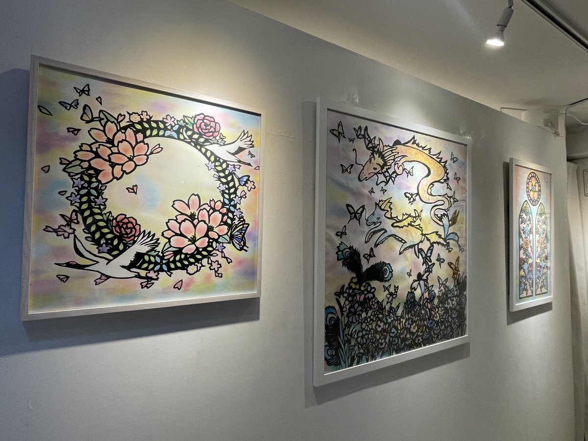明日より本部会場２階では
Azur Yumiko 個展～Precious～を開催いたします。

■ 本部会場　2階
6月3日(火)～6月7日(土)
12：00 - 18：00　
7日(土/最終日) 16:00迄
#AzurYumiko 　#Precious   ＃ギャラリーアンドリンクス81