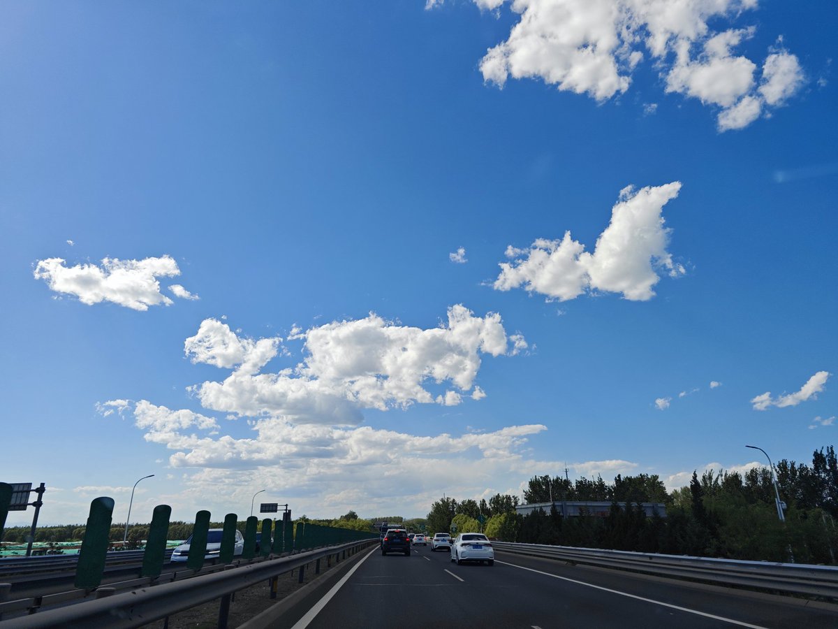 CrackSealant's tweet image. #HighMastLighting  #roadlighting  #streetlights   #traffic #trafficlight  #streetlights #lightspoles Street lights &amp;amp; Poles, LED street lights &amp;amp; Poles, High Mast lights and Poles, Traffic Lights and Poles
WhatsAPP +8617310815016 LandscapusInc.com