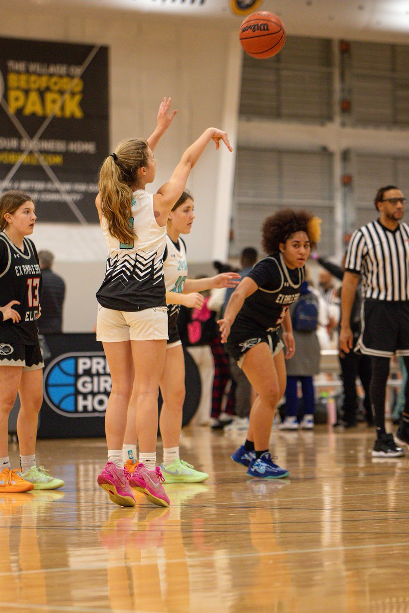 24:Up (@pcf24up) on Twitter photo 24:Up Girls 2027 UA Rise pull out a gritty win vs MN Bobcats, 51-44 on the last day of the <a href="/PGHCircuit/">Prep Girls Hoops Circuit 🏀</a> Legacy Region Finals.
Scarlett Wegehaupt: 11 pts, 4 stl, 2 ast, 2 reb
<a href="/SawyerDassow/">Sawyer Dassow</a>: 10 pts, 2 reb, 2 ast
<a href="/BRYNLEEHILDEBR1/">Brynlee hildebrand</a>: 9 pts, 9 reb, 4 ast, 3 stl 24:Up Girls 2027 UA Rise pull out a gritty win vs MN Bobcats, 51-44 on the last day of the <a href="/PGHCircuit/">Prep Girls Hoops Circuit 🏀</a> Legacy Region Finals.
Scarlett Wegehaupt: 11 pts, 4 stl, 2 ast, 2 reb
<a href="/SawyerDassow/">Sawyer Dassow</a>: 10 pts, 2 reb, 2 ast
<a href="/BRYNLEEHILDEBR1/">Brynlee hildebrand</a>: 9 pts, 9 reb, 4 ast, 3 stl