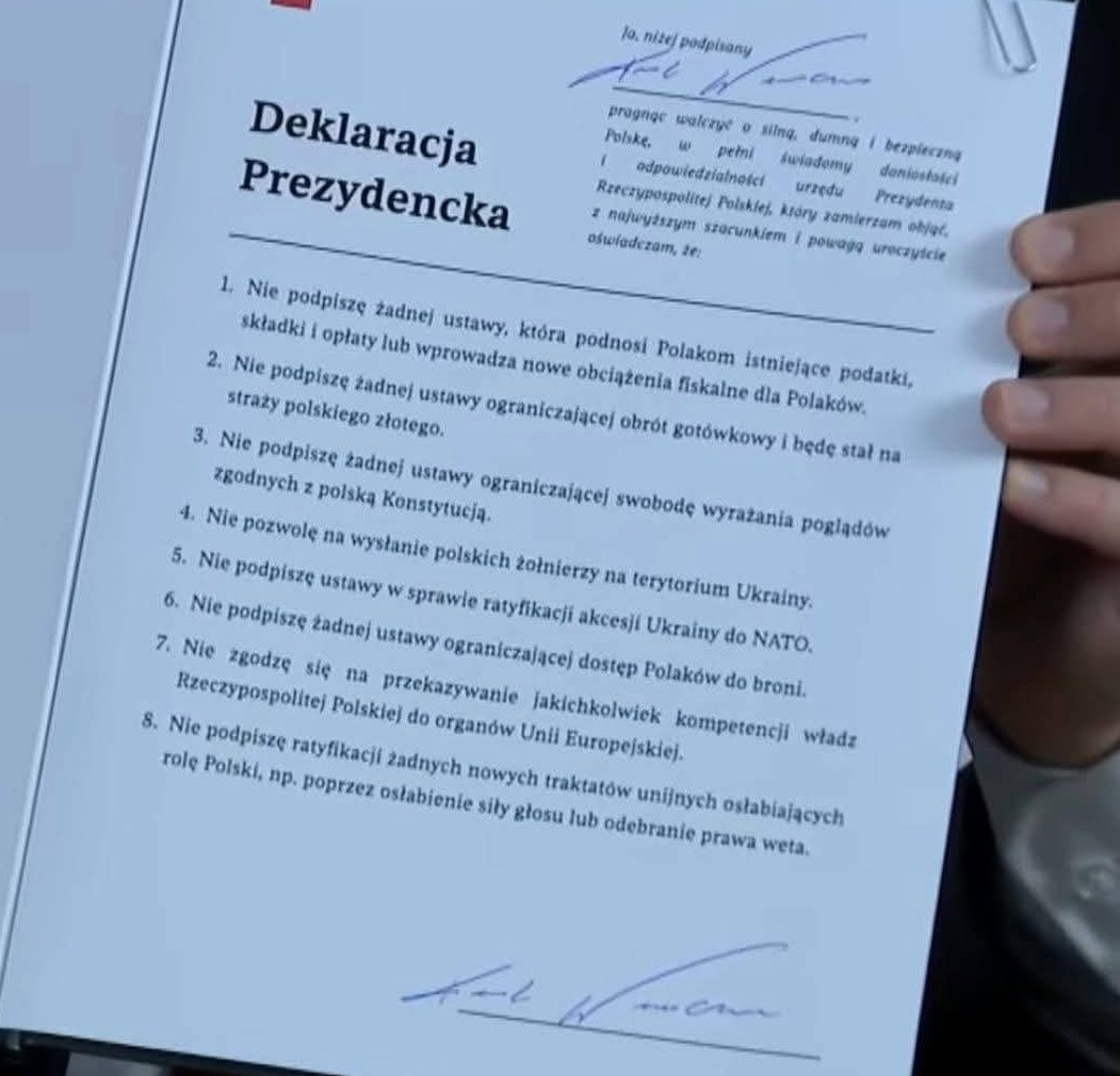 Nie zazdroszczę tym, którzy zamknięci w swojej bańce informacyjnej TVN czy GW zderzą się dziś z rzeczywistością. To będzie zimny prysznic.
Drugiej stronie zwracam uwagę, że jest subtelna różnica między głosować "na KN", a "przeciw RT". Choć niby to samo. 
Przypominam o 8 punkt.