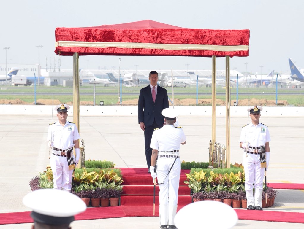 President Santiago Peña Receives Ceremonial Welcome