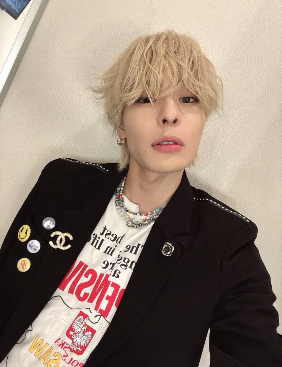 異素材のバッジ屋 on X