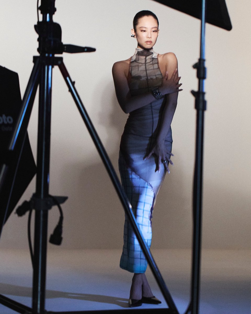 JENNIE for @ jeanpaulgaultier Fall 2025 campaign

#JENNIE #제니 #Jeanpaulgaultier #OA