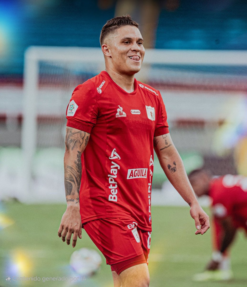 🚑 ⚠️ Juanfer irresponsable.

Jugó, al menos, diez minutos más después de haber mostrado su primera molestia en la rodilla. Quiso seguir jugando sabiendo que no podía y pese a la intención del técnico de reemplazarlo.

Se queda sin selección y sin cuadrangulares.