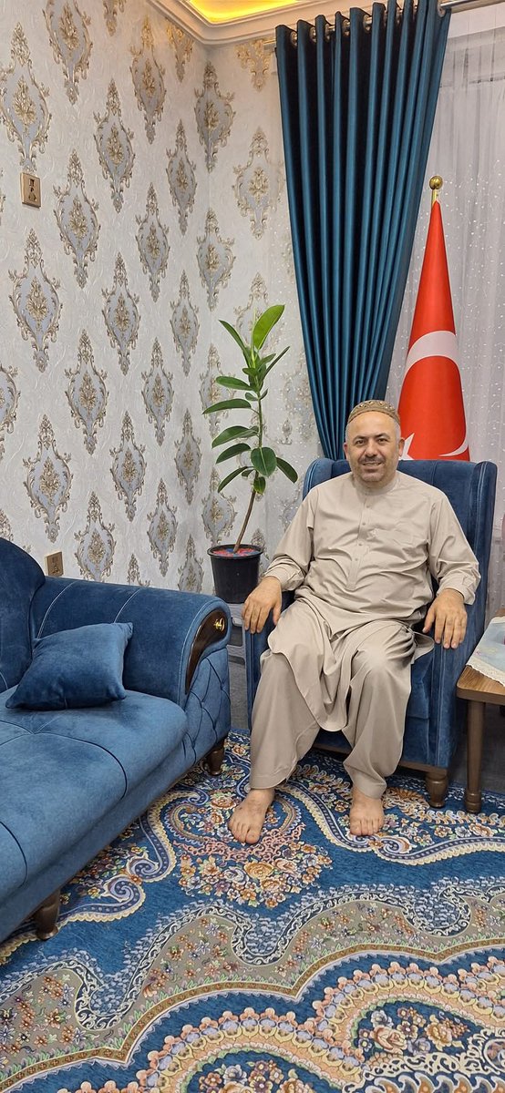 Afganistan Notları – 1: Güvenliğin Gölgesinde Umut

Geçtiğimiz yıl Kurban Bayramı’nda, günler öncesinden hazırlıklarını tamamladığımız bir ziyaret için Afganistan’a doğru yola çıktık. Uçağımız havalandığında içimizde tarif edilmez bir heyecan vardı. Yaklaşık 5 saatlik bir