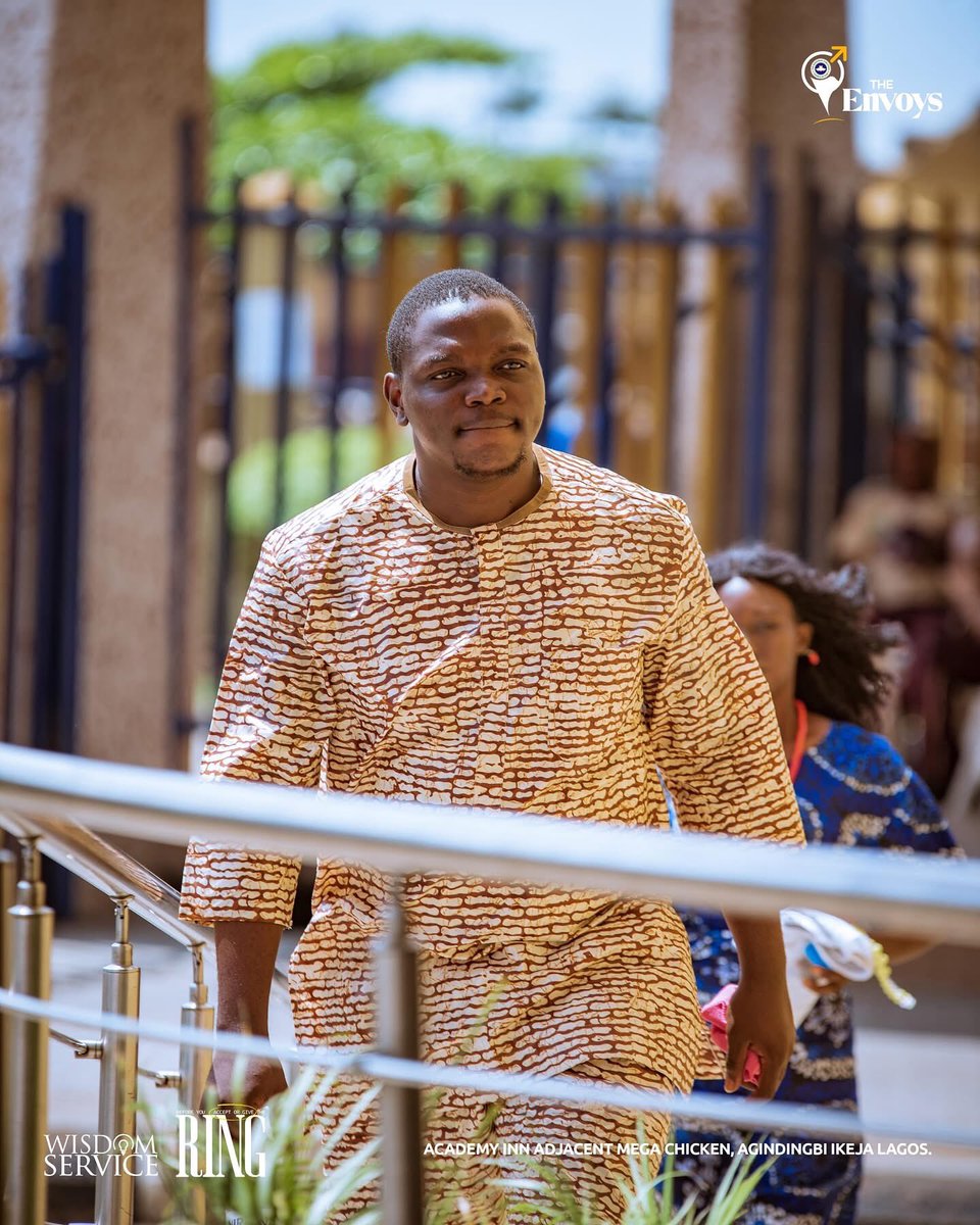 rccgtheenvoys's tweet photo. Here's to an amazing June for the King’s Envoys.
These Faces Say it all!

Welcome to church!

#RCCGTheEnvoys
#WisdomService
#JuneThanksgiving
#PDaniel https://t.co/RfnrhnYafJ