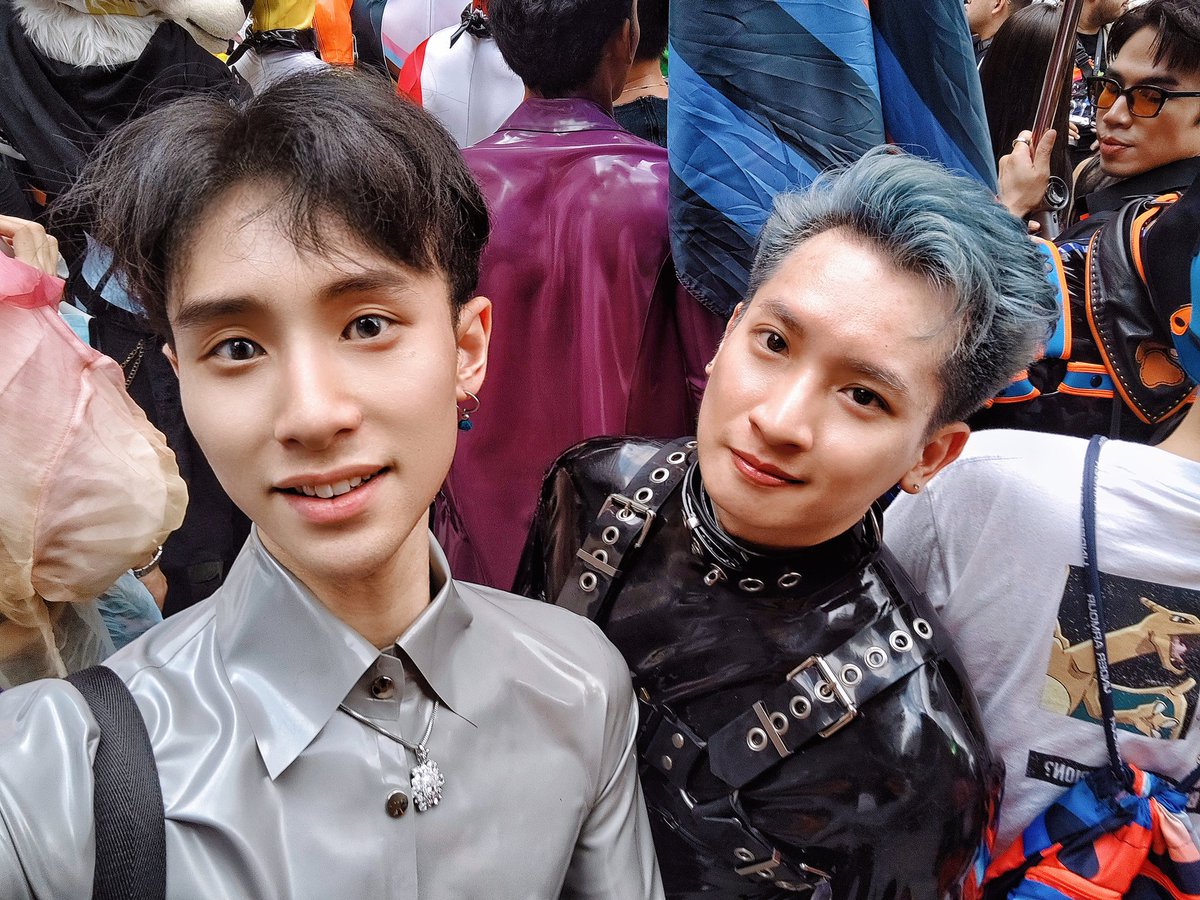 Peter_Chang2778's tweet photo. I love Bangkok
@500cafebangkok @forfunbangkok
@kbboy_official
#BangkokPrideParade2025 #BangkokPride2025 #latex #forfun https://t.co/MOE7T5gazN