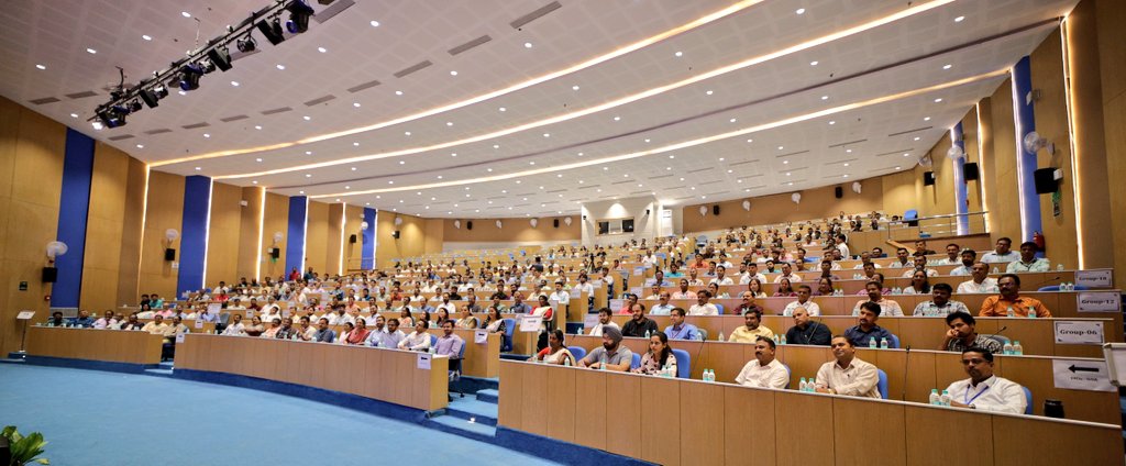 #CEC Gyanesh Kumar addresses BLOs/Field level Election Officials from #Kerala, #Goa &amp; #Gujarat during a Two-day training program at IIIDEM, New Delhi.

☑️In this 9th batch, another 372 officials are undergoing training.

#ECI