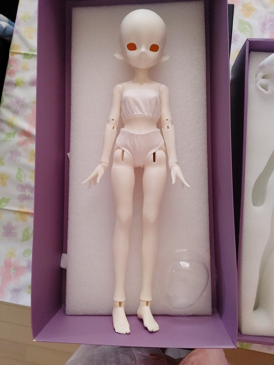 117doll's tweet photo. アップルパイちゃんきたああああああああ!!
待って!!
デフォで腕と足にワイヤー入ってる!
やった!自分で入れ直さなくていい!
#menglong
#sproutingdragon https://t.co/NhS0G0tfqr