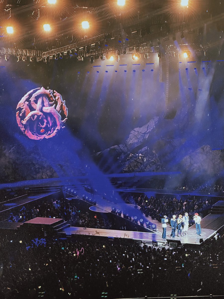 Joyce Glorioso 🍌 (@joyangtv) on Twitter photo A world-class spectacle, a historic triumph.🔥 <a href="/SB19Official/">SB19 Official</a>
SB19 is more than just a boy band — they are a movement and a source of national pride. Maraming salamat sa inyong musika. ✨
#SimulaAtWakas #SB19
#SB19SimulaAtWakas #SB19SaW
#SaWWorldTour #SaWWorldTourKickoff A world-class spectacle, a historic triumph.🔥 <a href="/SB19Official/">SB19 Official</a>
SB19 is more than just a boy band — they are a movement and a source of national pride. Maraming salamat sa inyong musika. ✨
#SimulaAtWakas #SB19
#SB19SimulaAtWakas #SB19SaW
#SaWWorldTour #SaWWorldTourKickoff