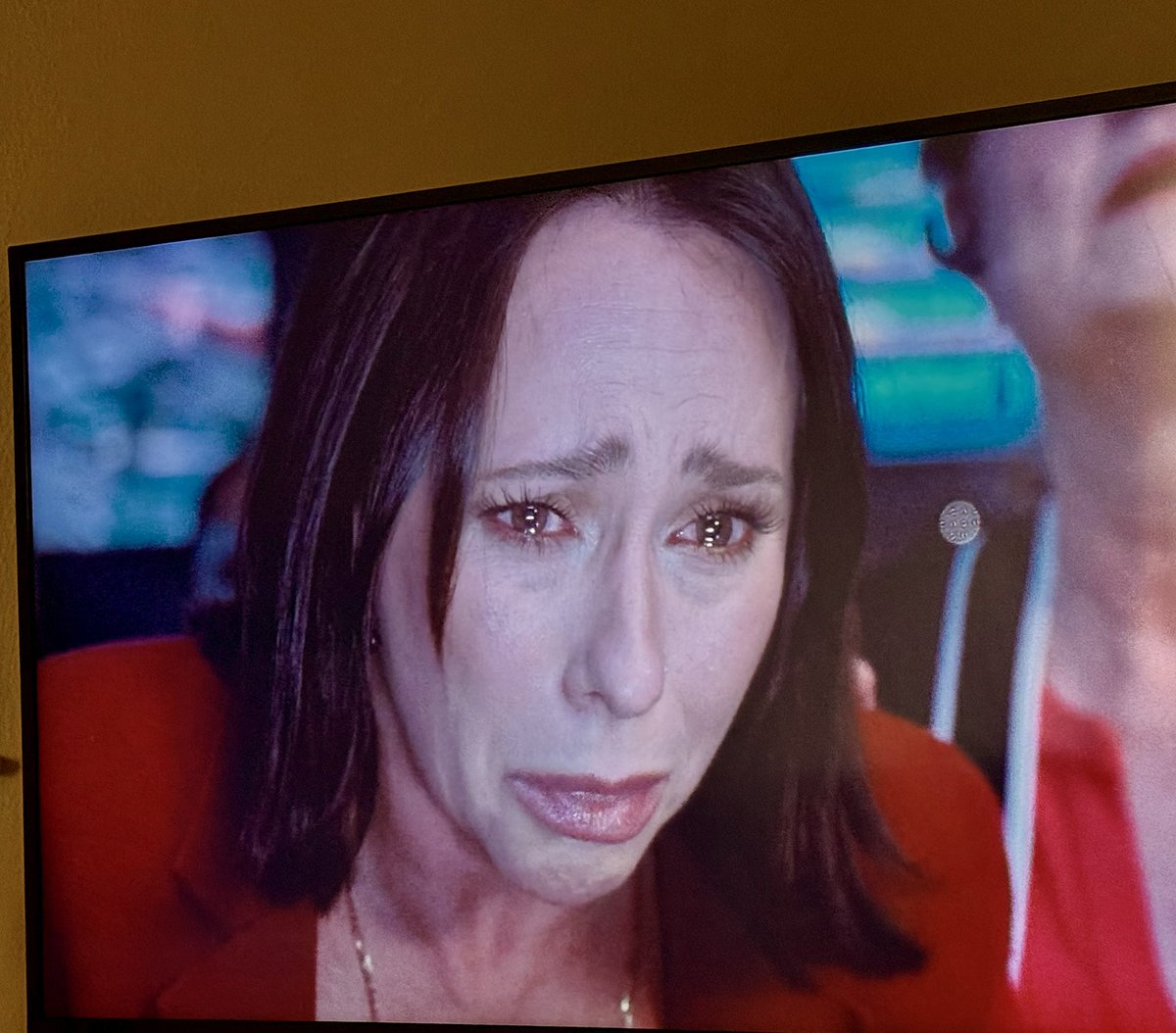 she’s so unprofessional i am going to kms in front of her and change the trajectory of her life