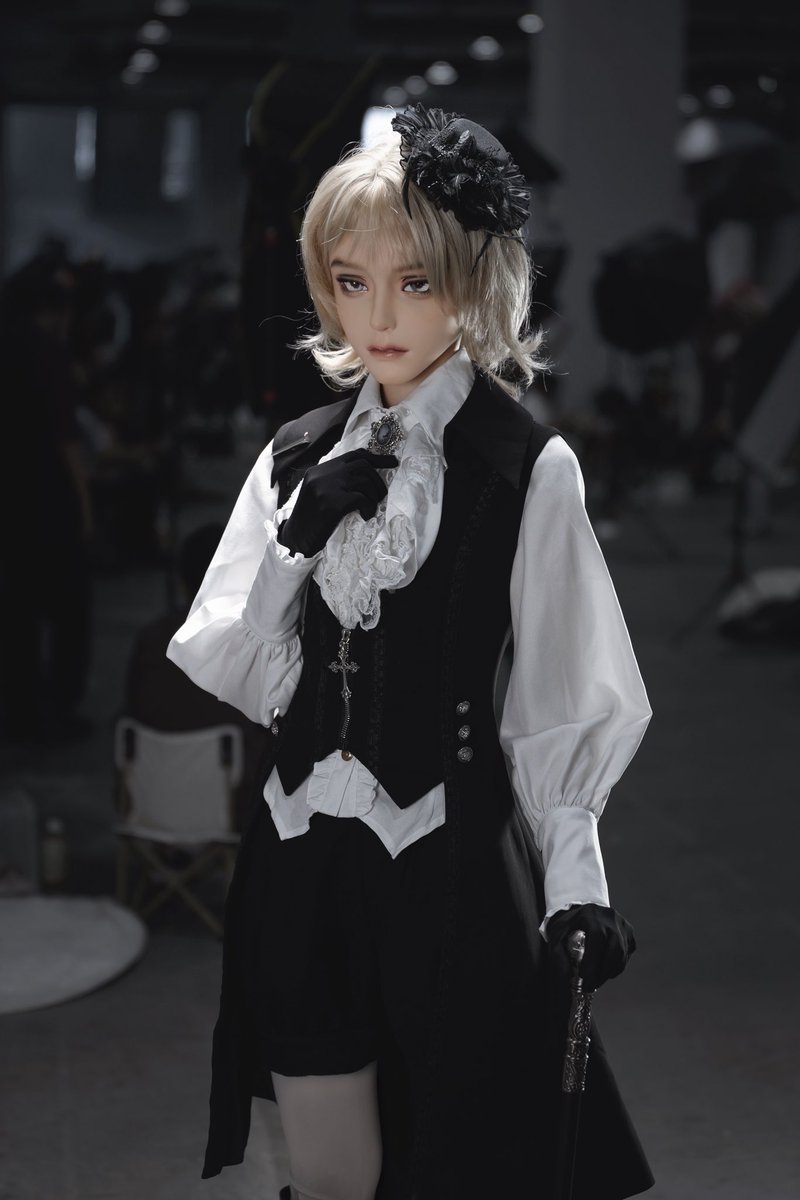 “你的瞳孔是我生命苦寻的永生花”

🎭<a href="/BEADOLL_OS/">BEADOLL</a>