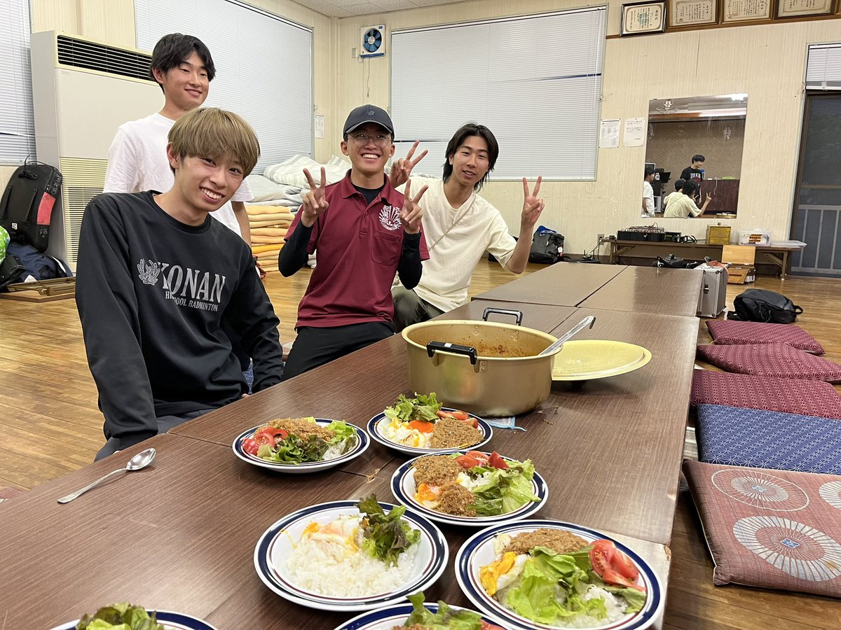fuac_2513's tweet photo. 先週末は、5月福大熊大合宿！
10人の新入部員を迎えての初合宿でしたが、安全運航で無事に終わりました！
初日は初めてのTCAコンタクトが出来るほどの好条件！
2日目は穏やかで、ソロ日和！
新人も今合宿でRWワークを覚えられて成果のある合宿でした😆 https://t.co/odfzQ4USOl