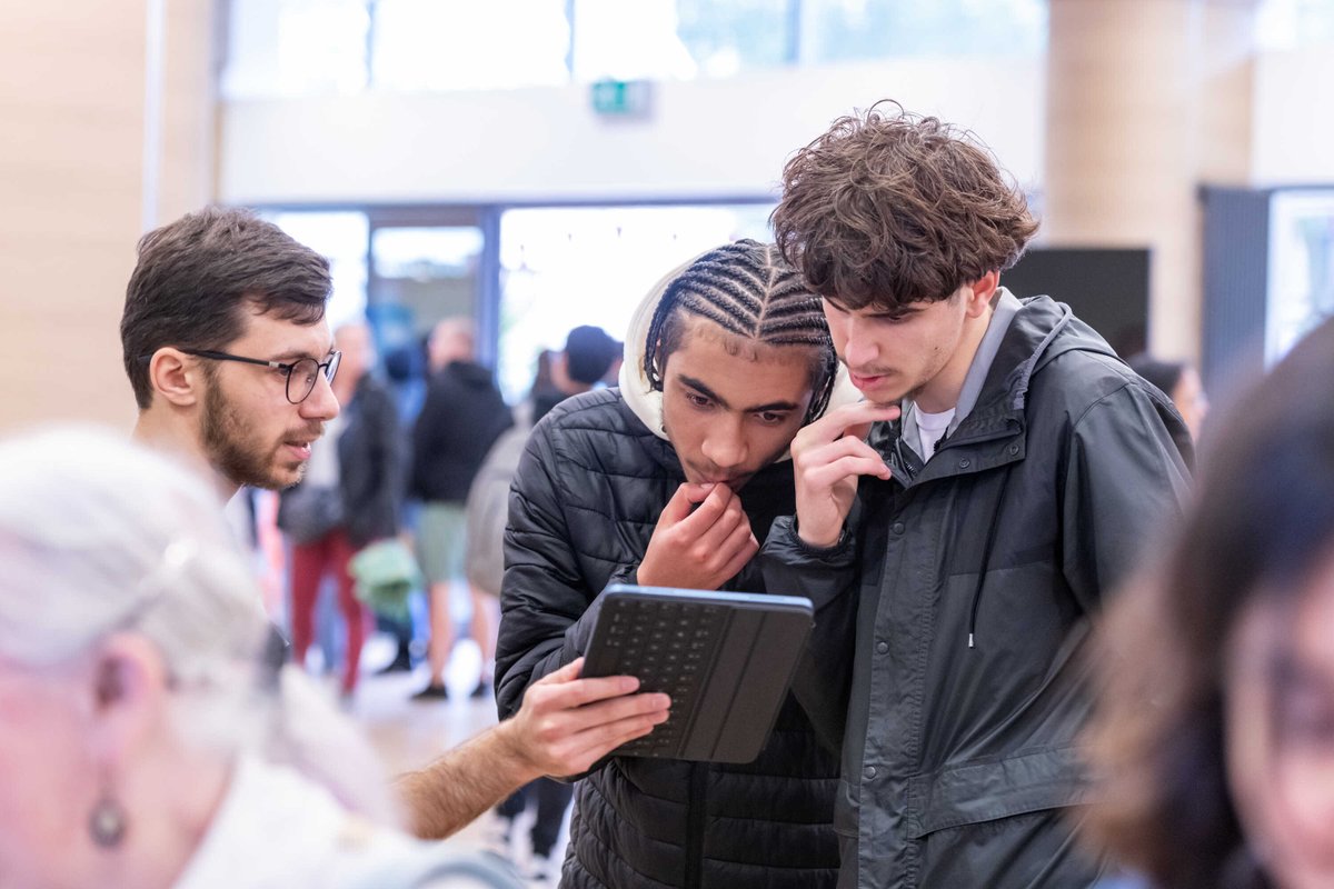 Whether you've got a PhD in STEM or just heard about the concept of science for the first time yesterday, our hundreds of interactive exhibits will inspire, excite and challenge you!🧑‍🔬

Explore our range of zones: greatexhibitionroadfestival.co.uk

See you at #ExRdFest this weekend!
