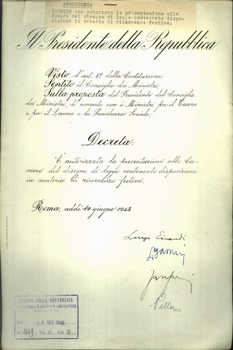 #FestadellaRepubblica. Il #2giugno, data di fondazione della Repubblica, è dichiarato festa nazionale 👉🏻 normattiva.it/uri-res/N2Ls?u… In #ASSR, le firme autografe di Einaudi, De Gasperi, Fanfani e Pella nell’iter del ddl governativo sulle ricorrenze festive senato.it/CESUS/2giugno/…