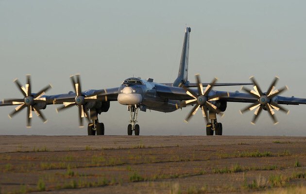 ❗️Judging by preliminary data, the total losses of 🇷🇺Russian strategic aviation over the past day were:

Olenya Air Base:
✈️ — 4 Tu-95MS destroyed.
✈️ — 1 An-12 destroyed.

Belaya Air Base:
✈️ — 3 Tu-95MS destroyed.
✈️ — 4 Tu-22M3 destroyed.
✈️ — 1 Tu-95MS badly damaged