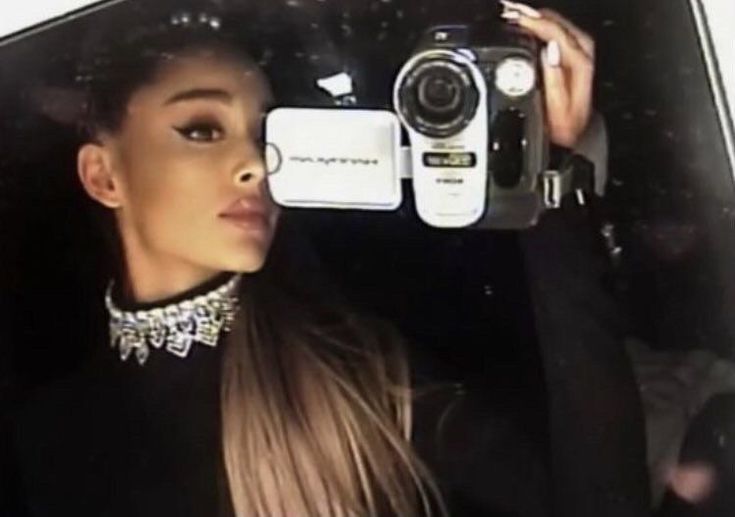 💌 :: " tour opening with yes, and? and closing with bye>> "