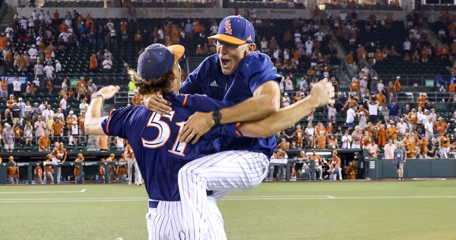 Kendall Rogers (@kendallrogers) on Twitter photo 📝COLUMN: <a href="/UTSABSB/">UTSA Baseball ⚾️</a> might have lost two massive pieces to the Transfer Portal last summer, but <a href="/Pat_Hallmark/">Patrick Hallmark</a>'s program put on a masterclass in adaptability and perseverance on the way to a Super Regional appearance.
Check out my piece on #UTSA: d1baseball.com/stories/austin… 📝COLUMN: <a href="/UTSABSB/">UTSA Baseball ⚾️</a> might have lost two massive pieces to the Transfer Portal last summer, but <a href="/Pat_Hallmark/">Patrick Hallmark</a>'s program put on a masterclass in adaptability and perseverance on the way to a Super Regional appearance.
Check out my piece on #UTSA: d1baseball.com/stories/austin…