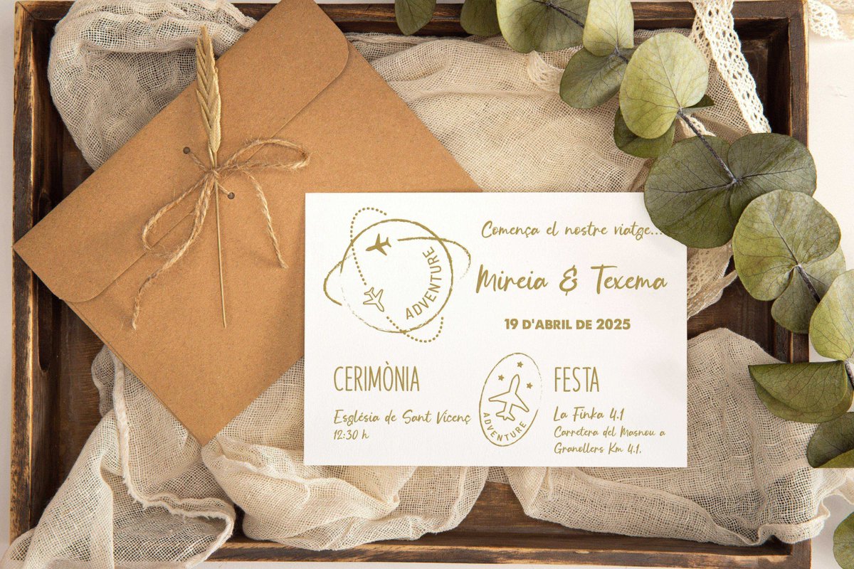 teclacomu's tweet photo. ✈️ A Tecla Comunicació hem dissenyat i imprès aquesta invitació de casament inspirada en els viatges per a la Mireia i el Txema.
Elegant, temàtica i totalment personalitzada.

Vols una invitació única pel teu gran dia? 💌 https://t.co/Cghzbwvul5