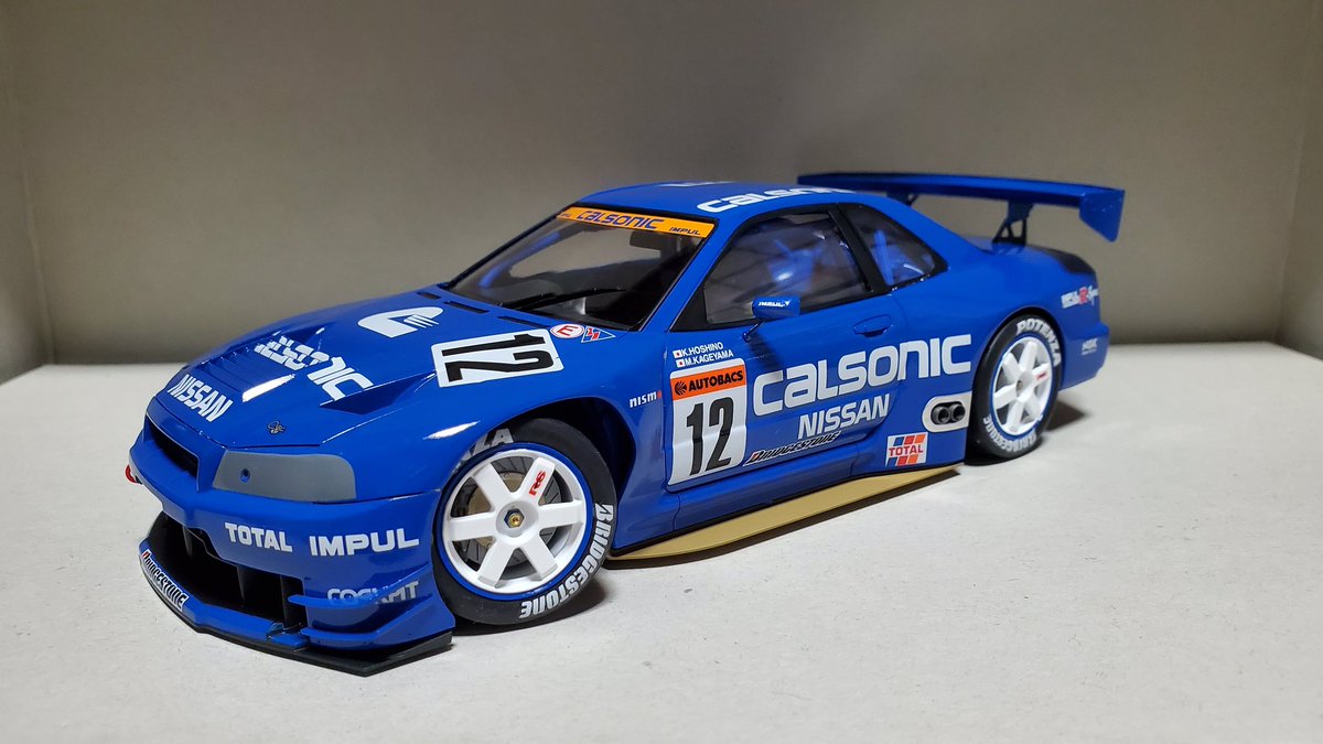j1kSWawoBwdPEMu's tweet image. #2mcalsonic
タミヤカルソニックスカイラインR34完成です! 毎度ですがストレート組み、水性トップコートの磨き無し仕上げです。ケースに入れて飾って置きましょう😊 約2ヵ月お疲れ様でした!!