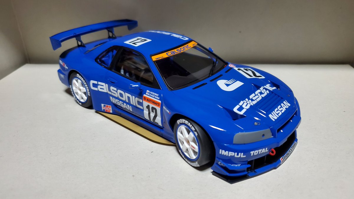 j1kSWawoBwdPEMu's tweet image. #2mcalsonic
タミヤカルソニックスカイラインR34完成です! 毎度ですがストレート組み、水性トップコートの磨き無し仕上げです。ケースに入れて飾って置きましょう😊 約2ヵ月お疲れ様でした!!