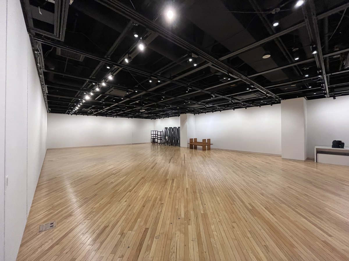#シンギュラってコンヴィヴィ展 閉幕！

6日間でのべ1200名以上の方にご来場いただきました、みなさま本当にありがとうございました！！