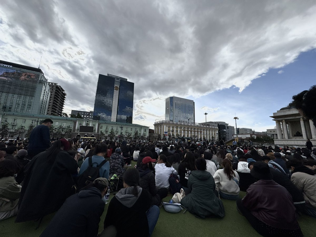 Гадаа суулт хийж бгаа хүмүүстээ урам хайрлаарай 🇲🇳🇲🇳🇲🇳