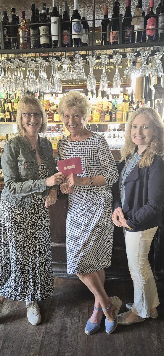 Good to meet <a href="/HomeStartWW/">Home-StartWandsworth</a> over nice lunch and hope that pink envelope donation will help with the tireless #volunteers supporting needy families in Wandsworth.#familysupport #wandsworthcharity #volunteers #familiesunderthreat