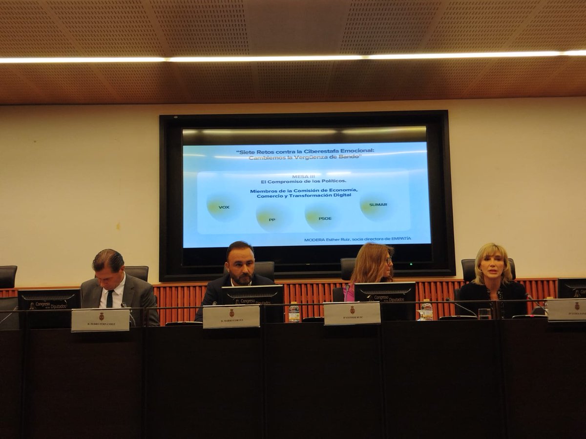 Continuamos con una de las mesas más importantes del evento, donde contamos con portavoces de la Comisión de Economía, Comercio y Transformación Digital.