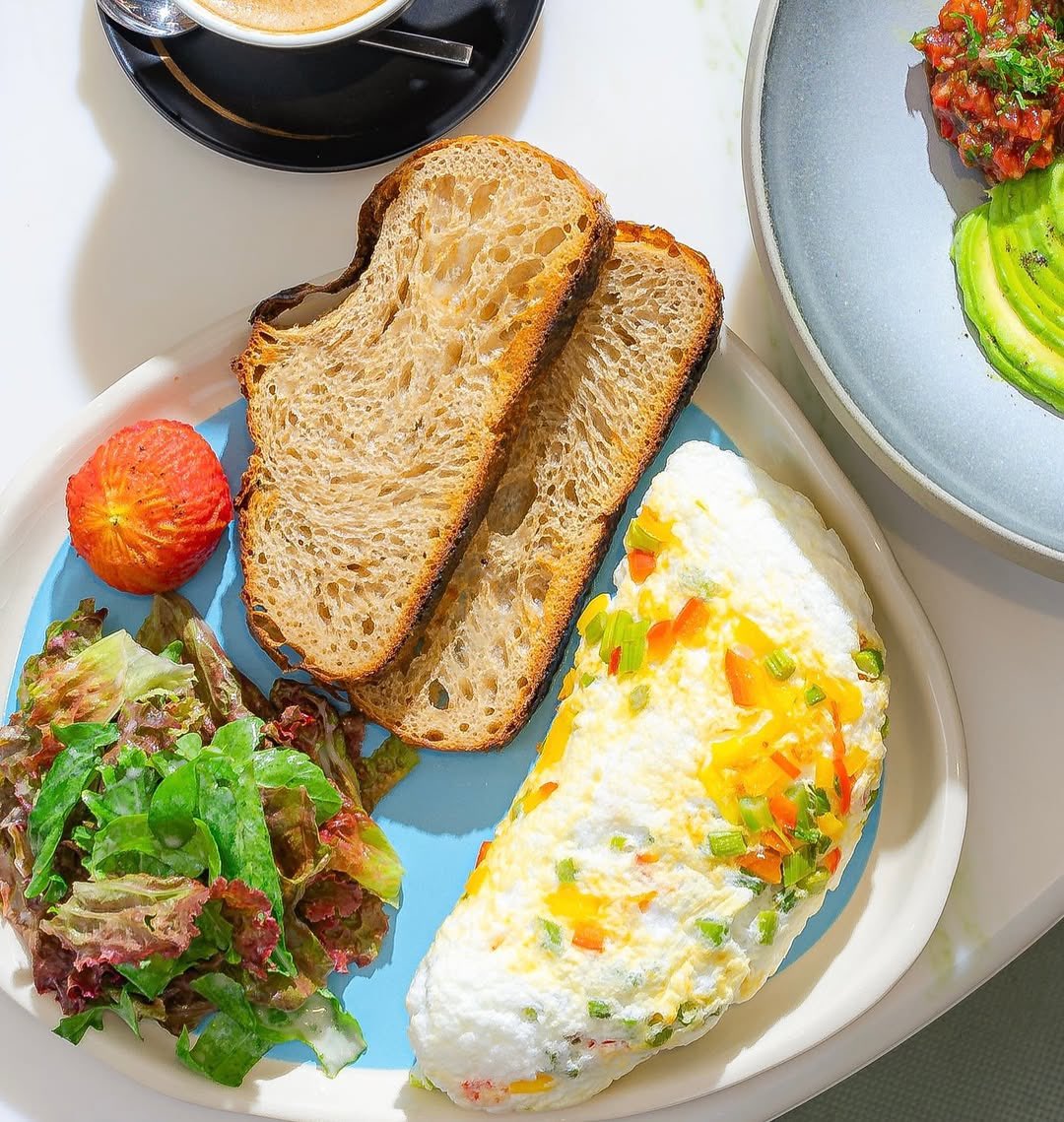 Who needs a snooze button when brunch looks like this?

📷: Asparagus &amp; bell pepper egg white soufflé part of our all-day breakfast menu

#COUCOUbyOberoi #TheOberoiGroup #JioWorldDrive #Mumbai #BKC
