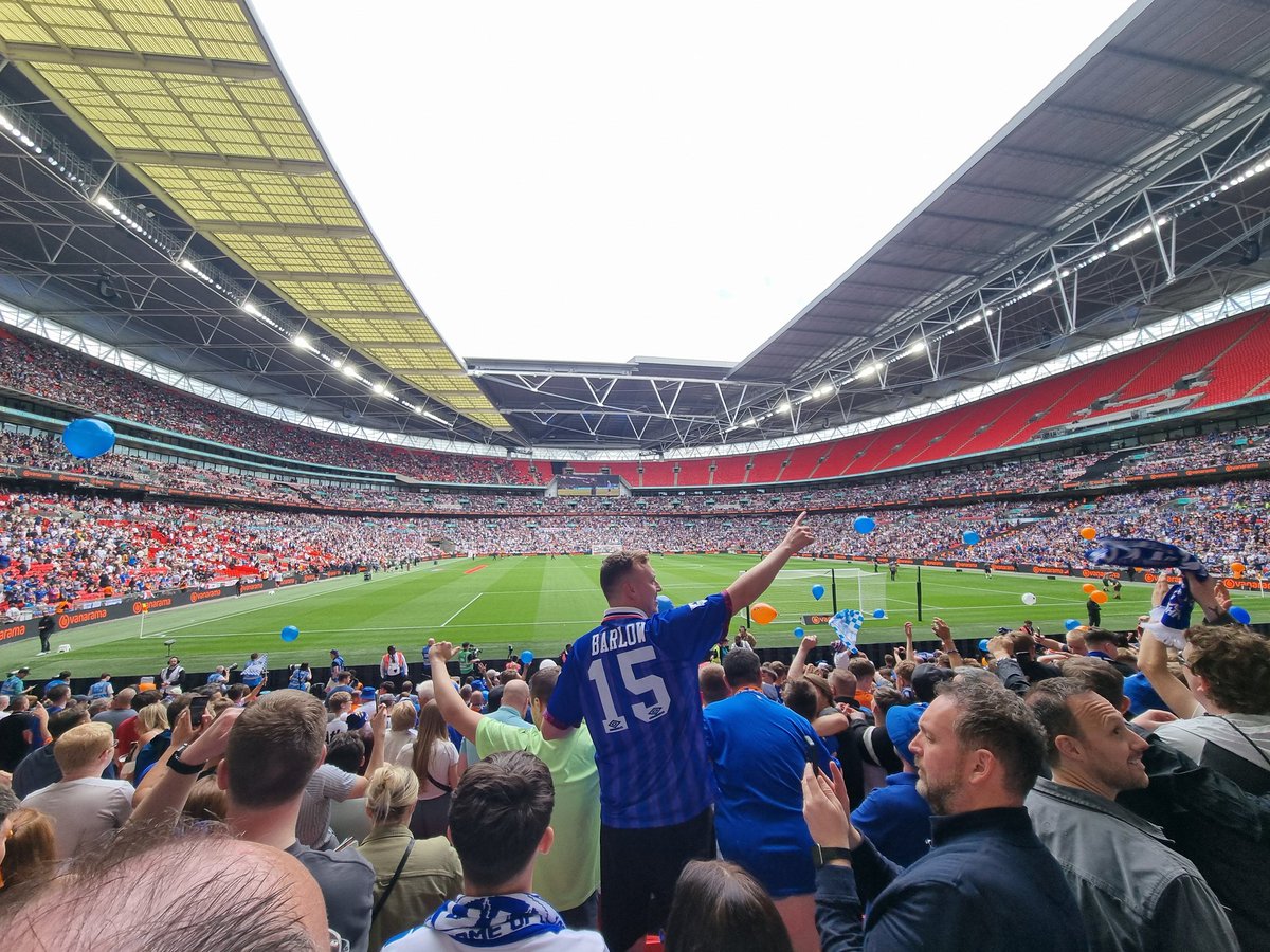 _joebray's tweet image. Felt like the whole town was at Wembley yesterday, so many different shirts on show and a fair few new Latics fans created.
And that's all down to Frank - he's done so much more than save a dying football club. #oafc