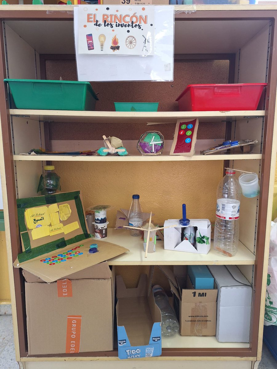 hermanos_pinzon's tweet image. Las clases de 4 años no dejan de crear inventos con el material de desecho que nos ha llegado, ¡adivina qué son!