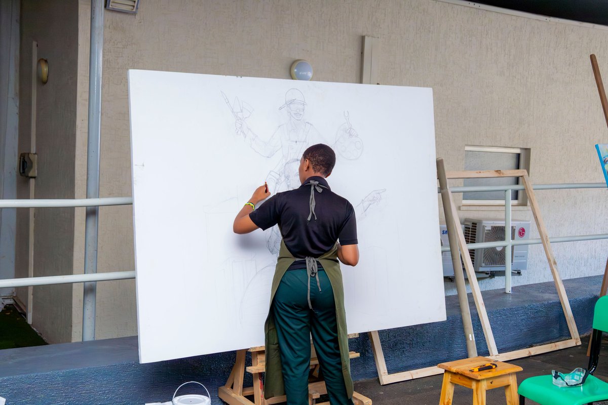 Step into the vibrant energy of #TVETExpo2025 and the #SkillsCompetition , Rwanda’s epicenter of next-generation skills and innovation! If you’re not onsite yet, you’re missing out a lot.

Come and witness how #TVET transforms ideas into real-world solutions through hands-on